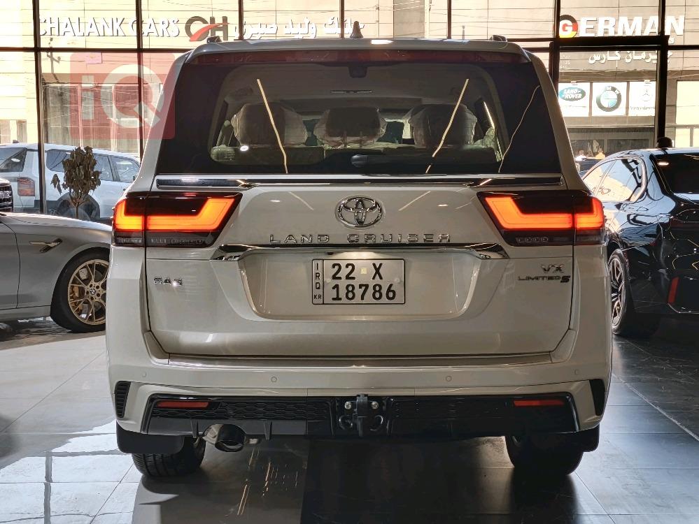 تويوتا لاندكروزر